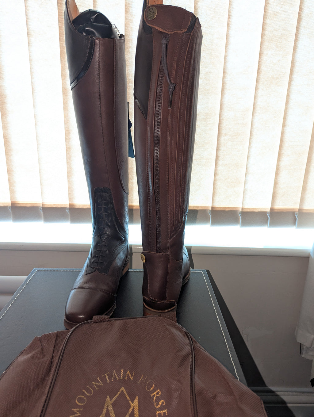 Mountain Horse Sovereign High Rider R/R